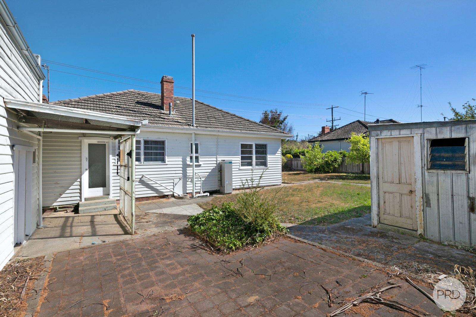 704 Bell Street REDAN 14
