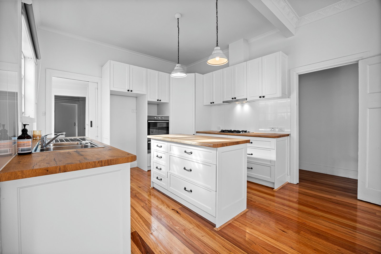 Gallery: 704 South Street