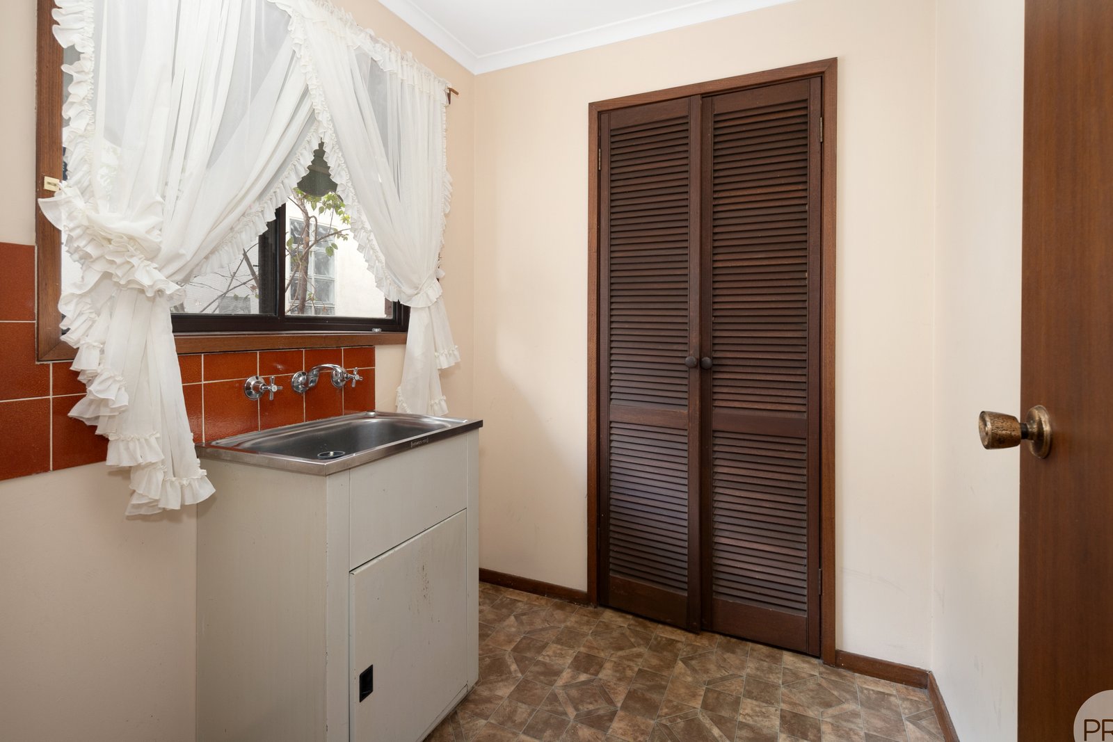 705 Eyre Street BALLARAT CENTRAL 8