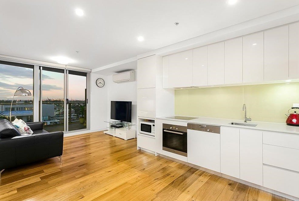 Gallery: 705/101 Bay Street