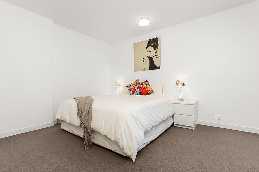 Gallery: 705/101 Bay Street