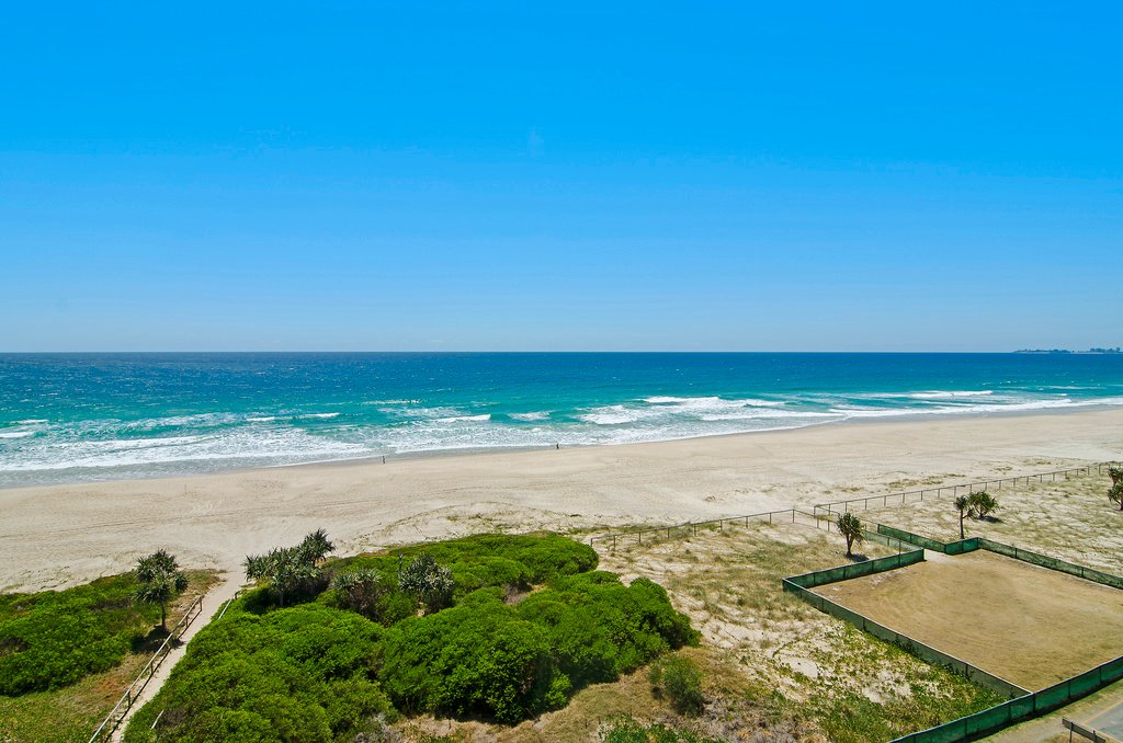 705/1483 Gold Coast Highway PALM BEACH 7