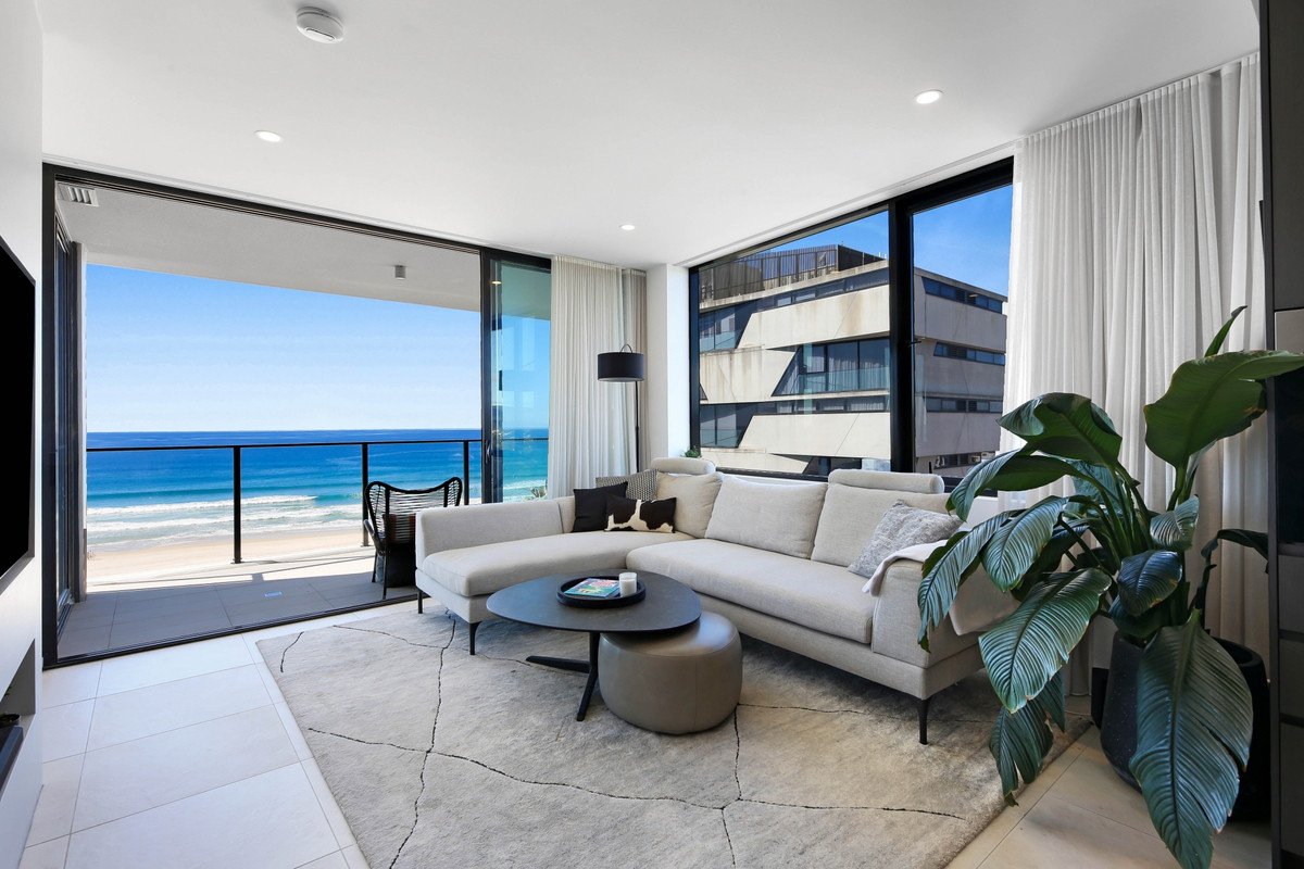 705/3 Twenty third Avenue Palm Beach 8