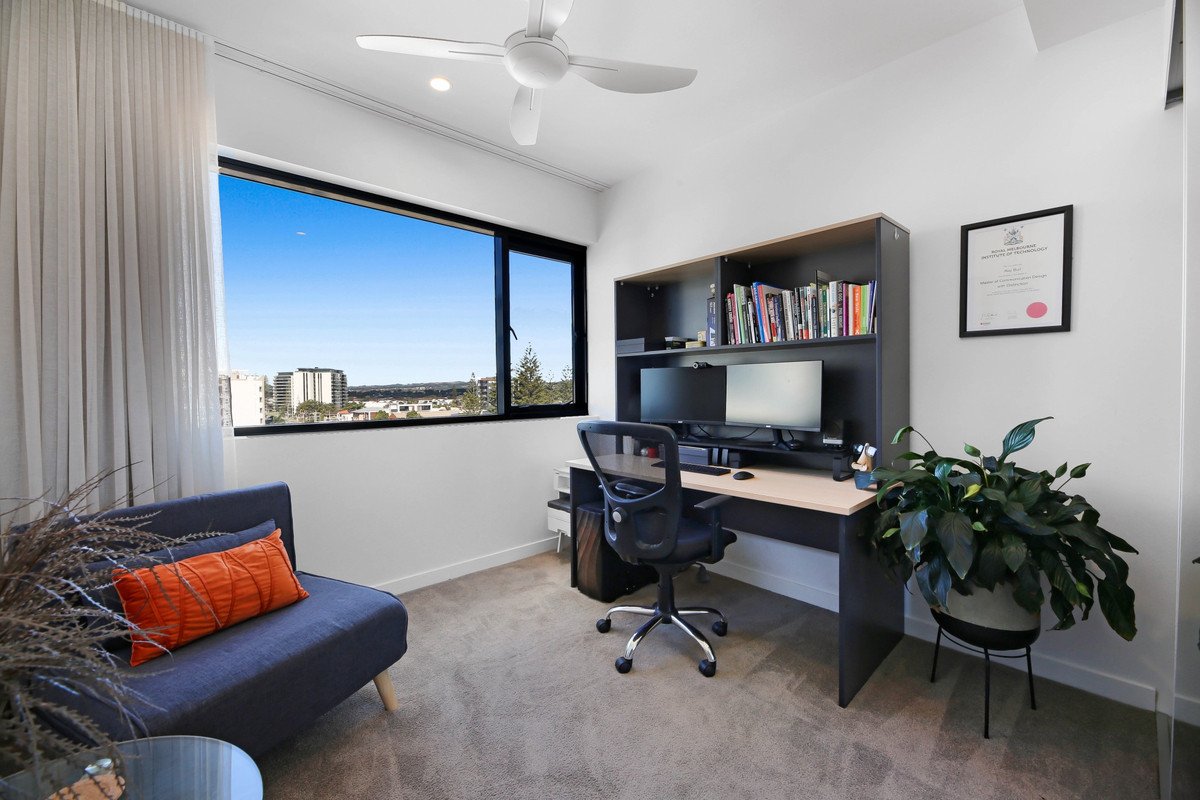 705/3 Twenty third Avenue Palm Beach 12