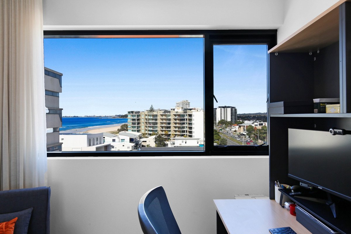 705/3 Twenty third Avenue Palm Beach 13