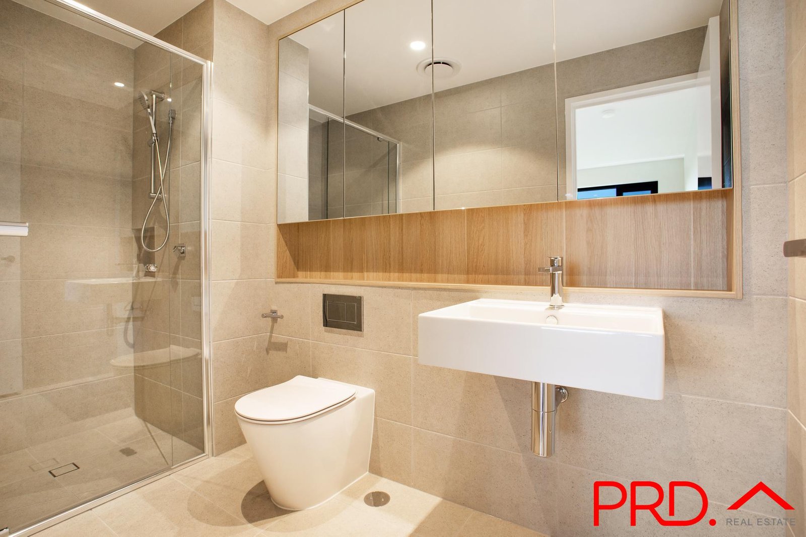 705/6 Tonga Place PARKWOOD 4