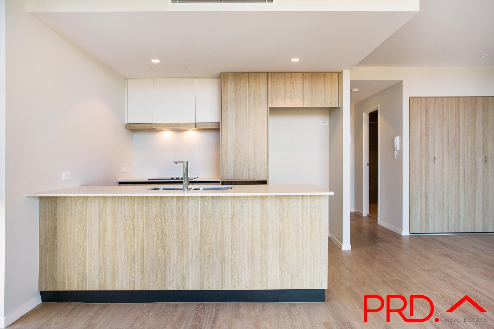 705/6 Tonga Place SOUTHPORT 2