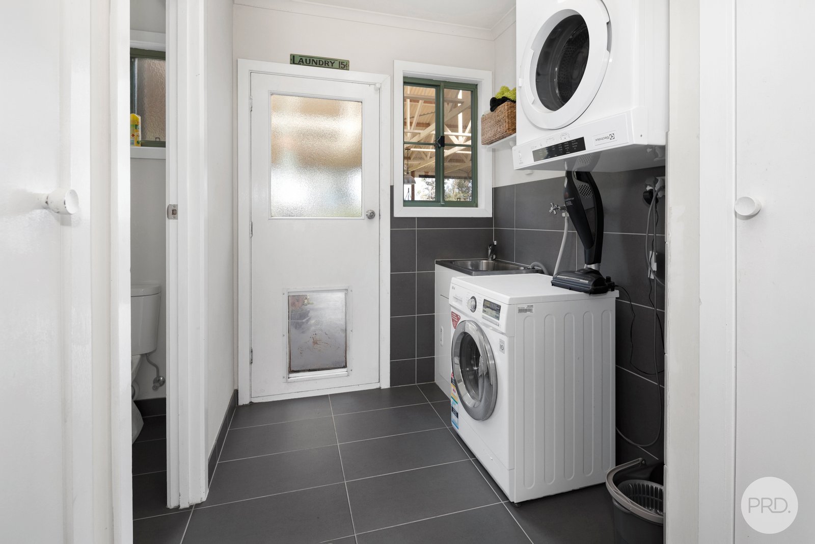 706 Gillies Road SULKY 15