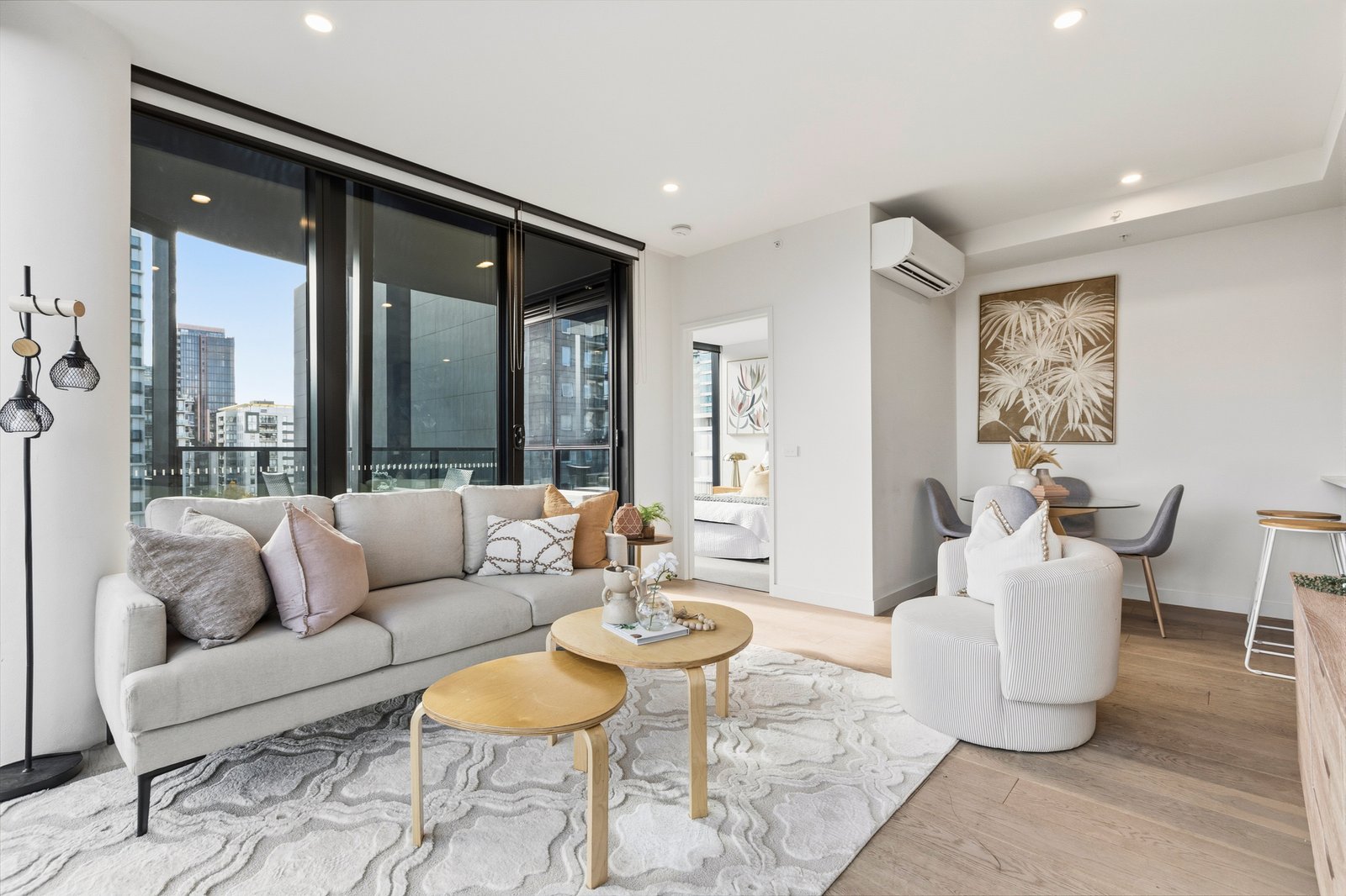Gallery: 706/39 Park Street
