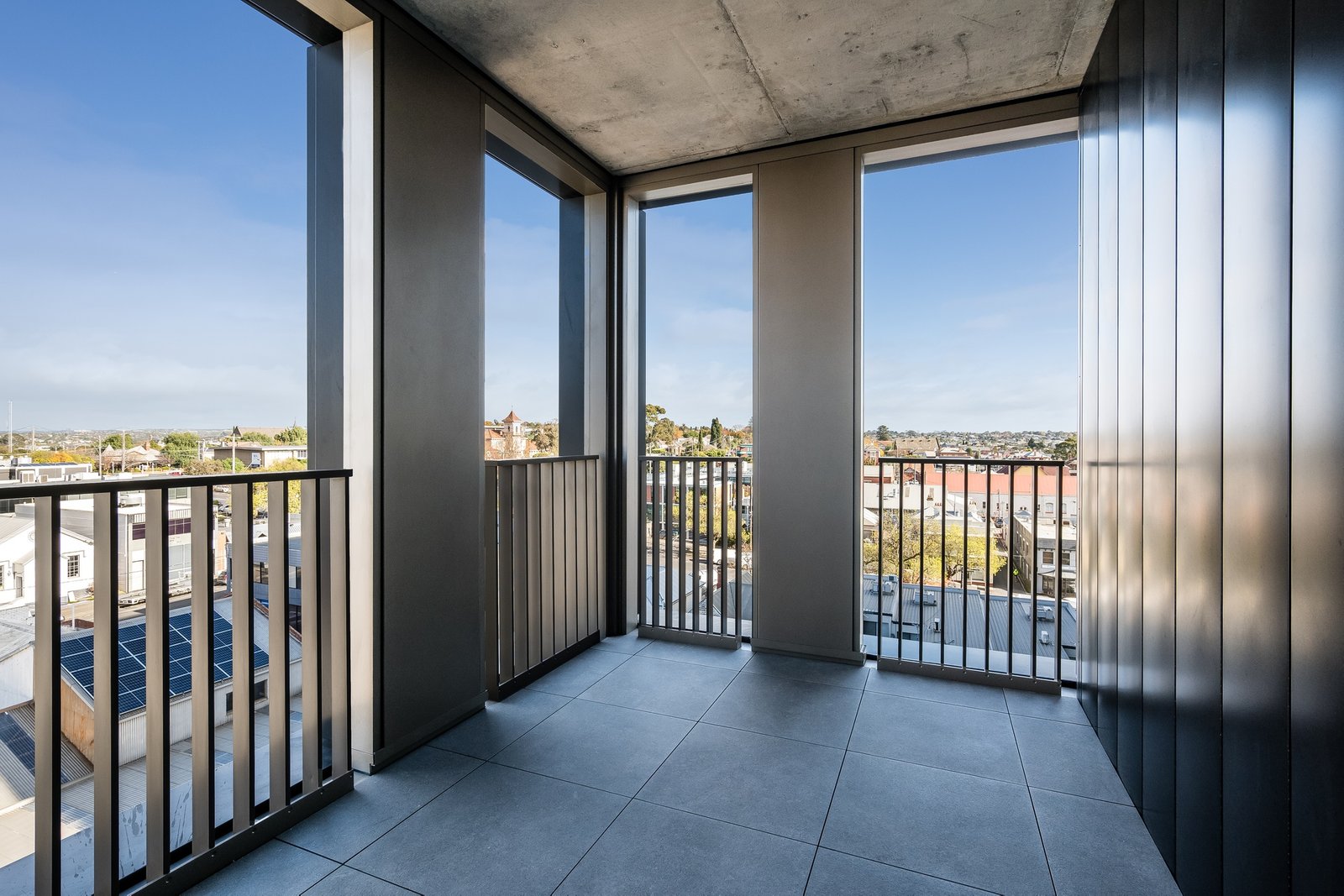 Gallery: 706/44 Ryrie Street