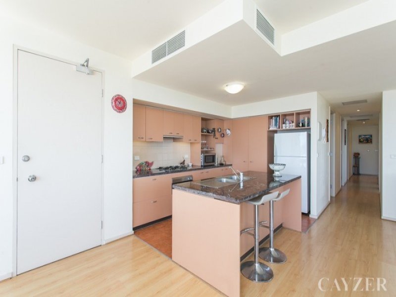 Gallery: 706/65 Beach Street