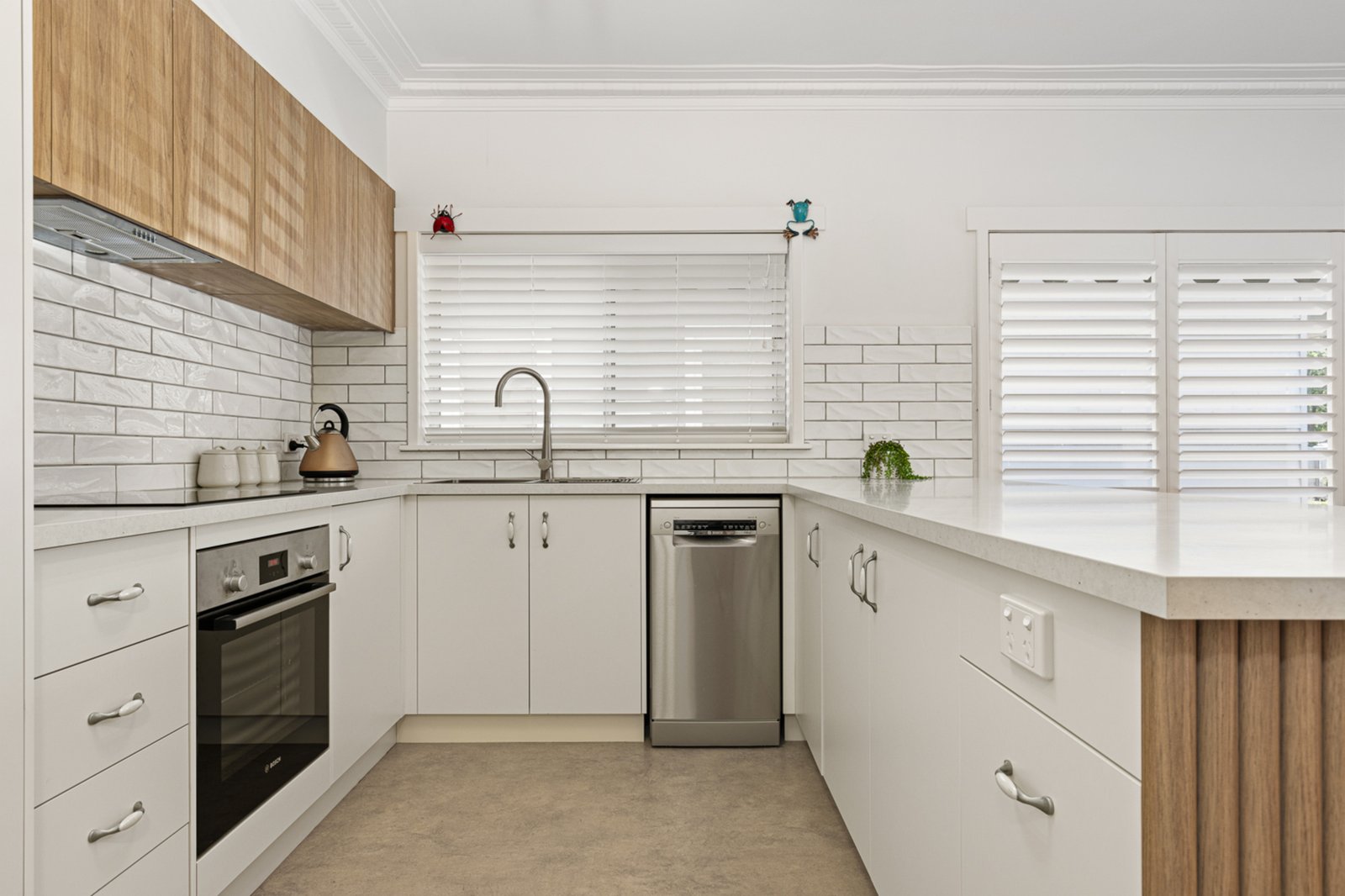 Gallery: 707 Dana Street