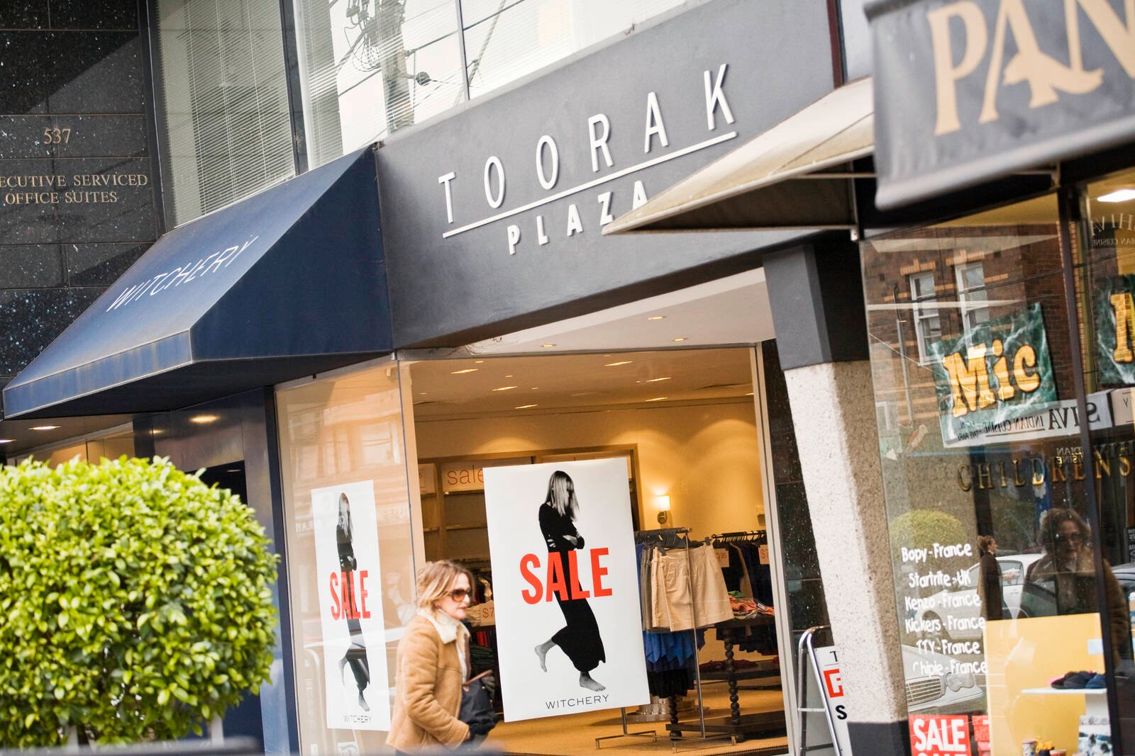 Real Estate and Property in 707 Orrong Road, Toorak, VIC