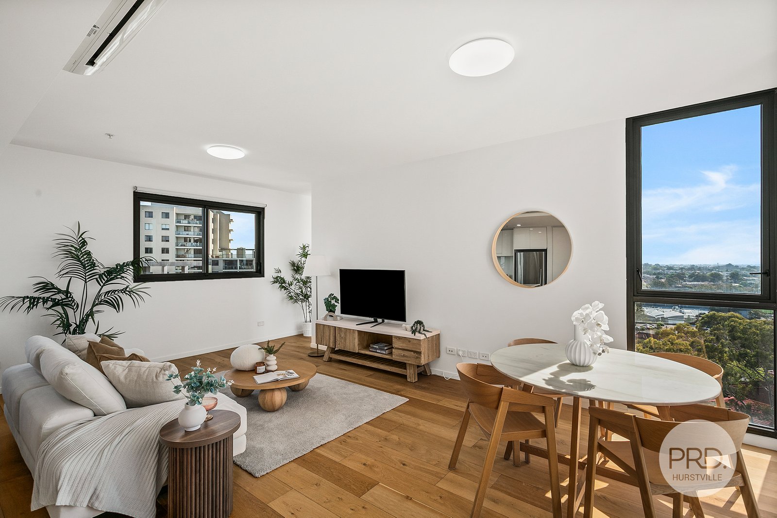 707/460 Forest Road HURSTVILLE 1