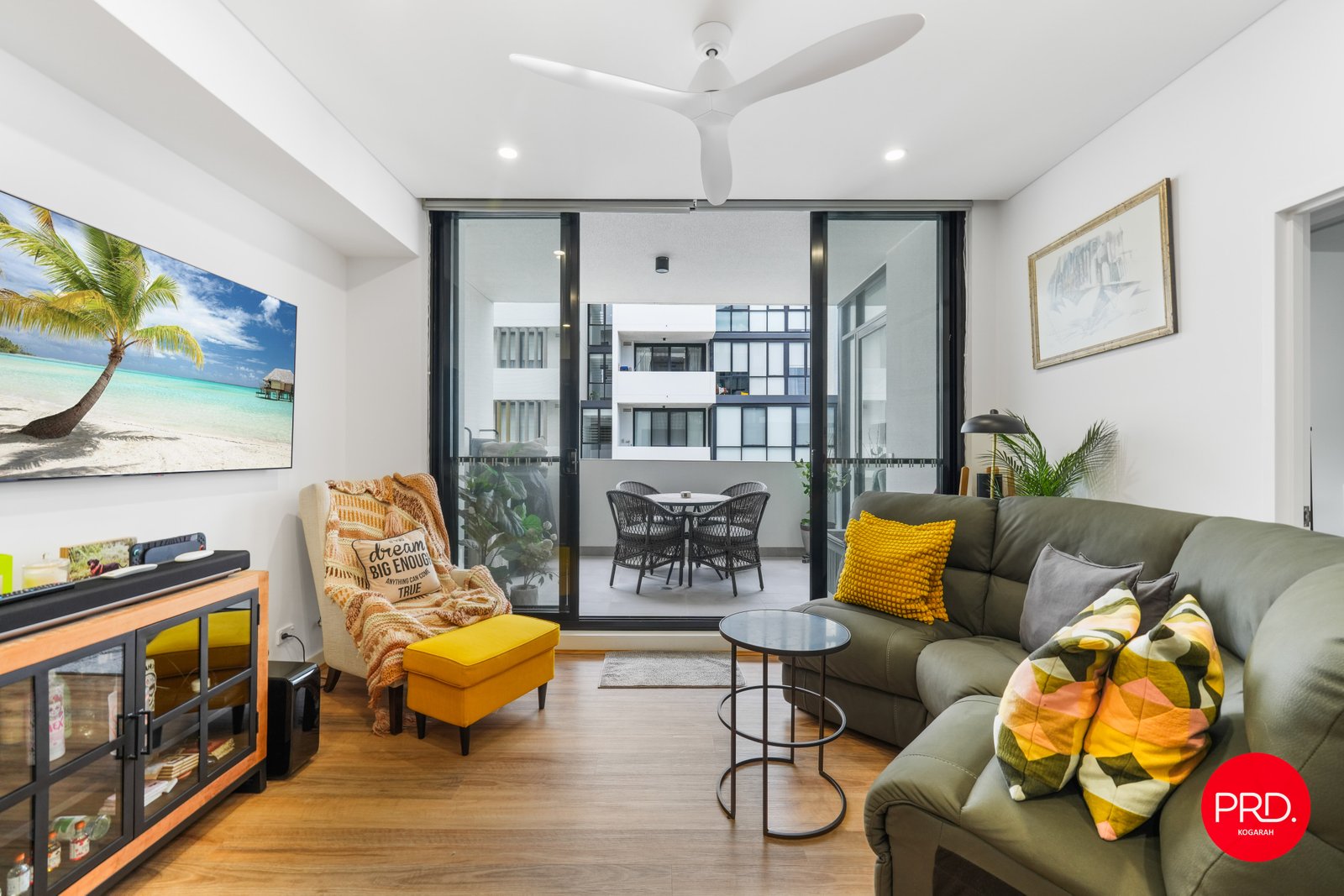 707/79 Regent Street KOGARAH 3