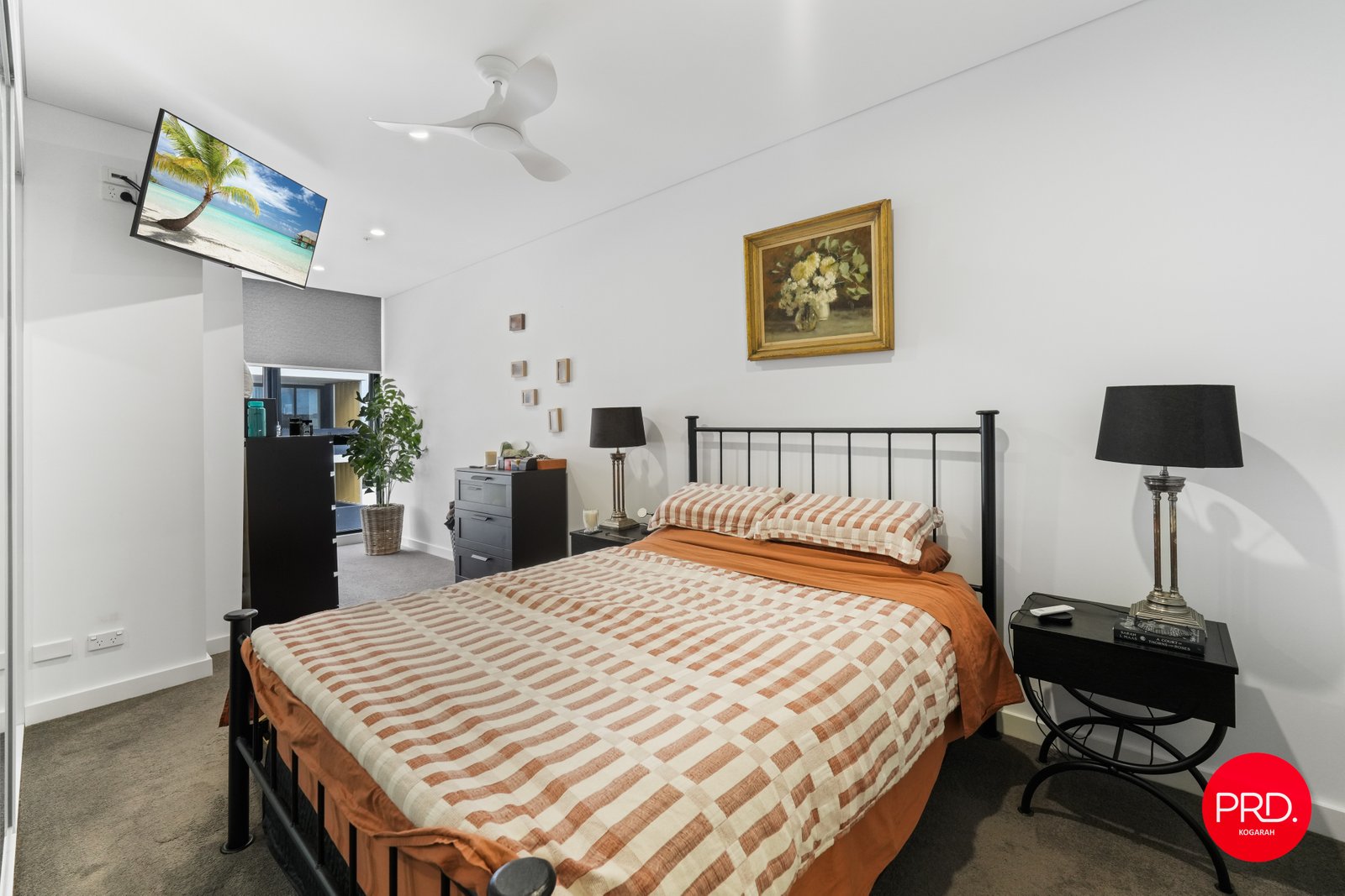 707/79 Regent Street KOGARAH 4