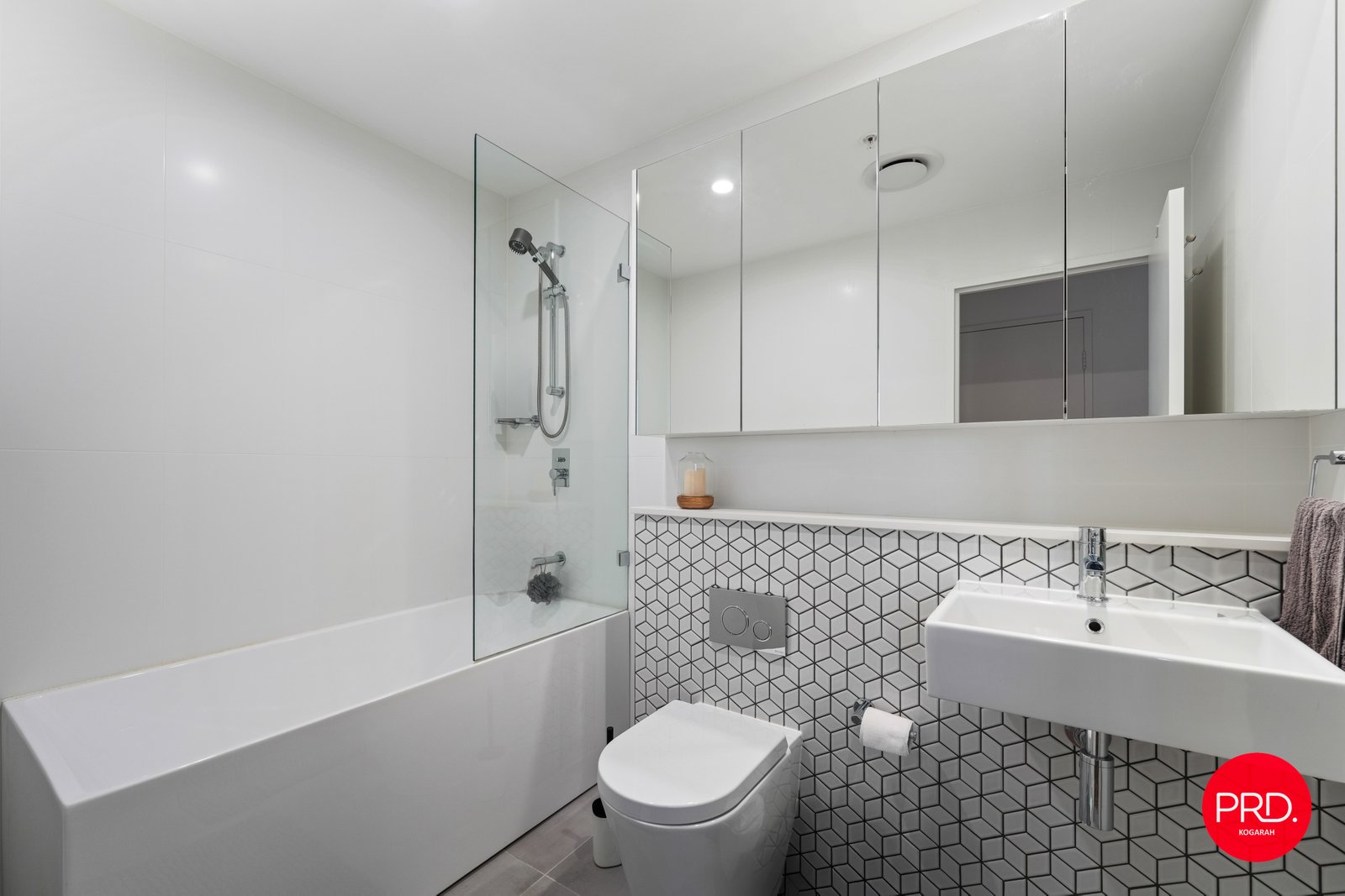 707/79 Regent Street KOGARAH 8