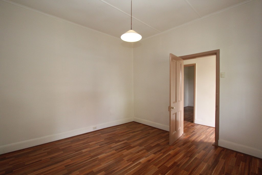 708 Skipton Street REDAN 6