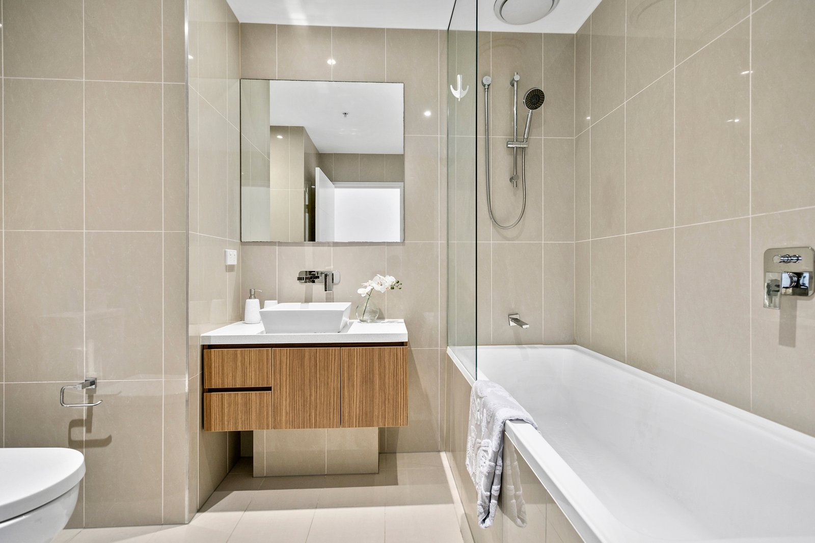 708/99 Forest Road HURSTVILLE 7