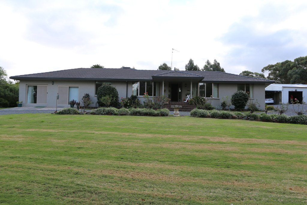 709 Midland Highway MOUNT ROWAN 2