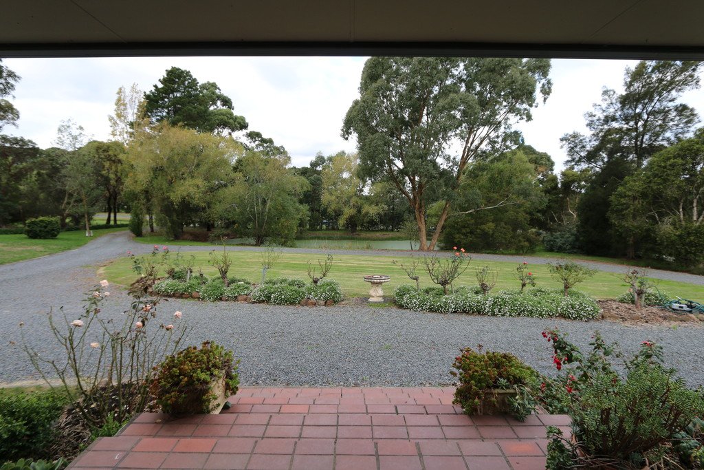 709 Midland Highway MOUNT ROWAN 5