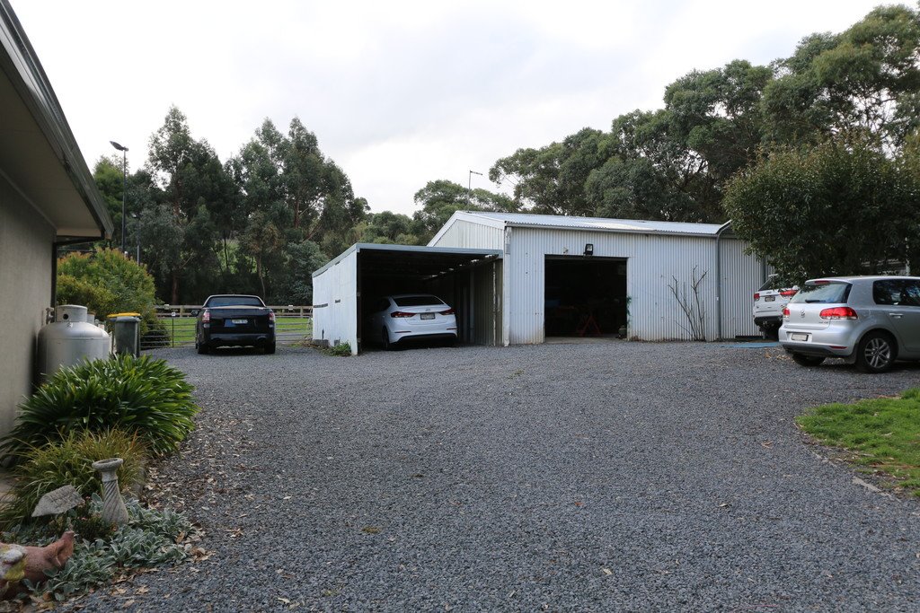 709 Midland Highway MOUNT ROWAN 8