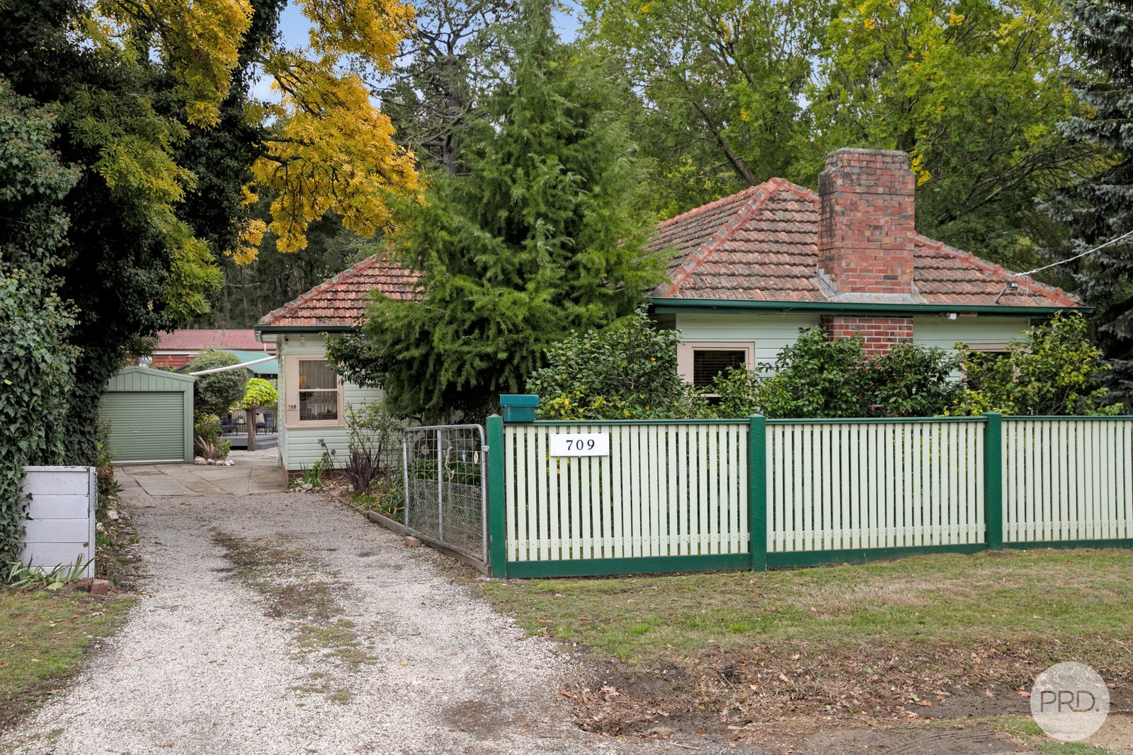 709 Morres Street BROWN HILL 1