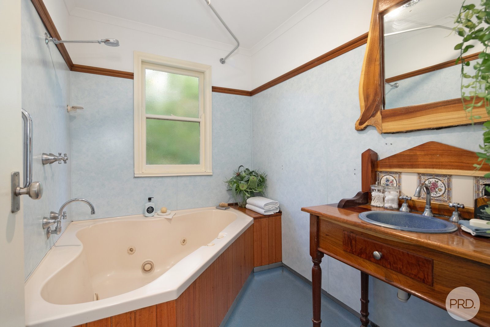 709 Morres Street BROWN HILL 8