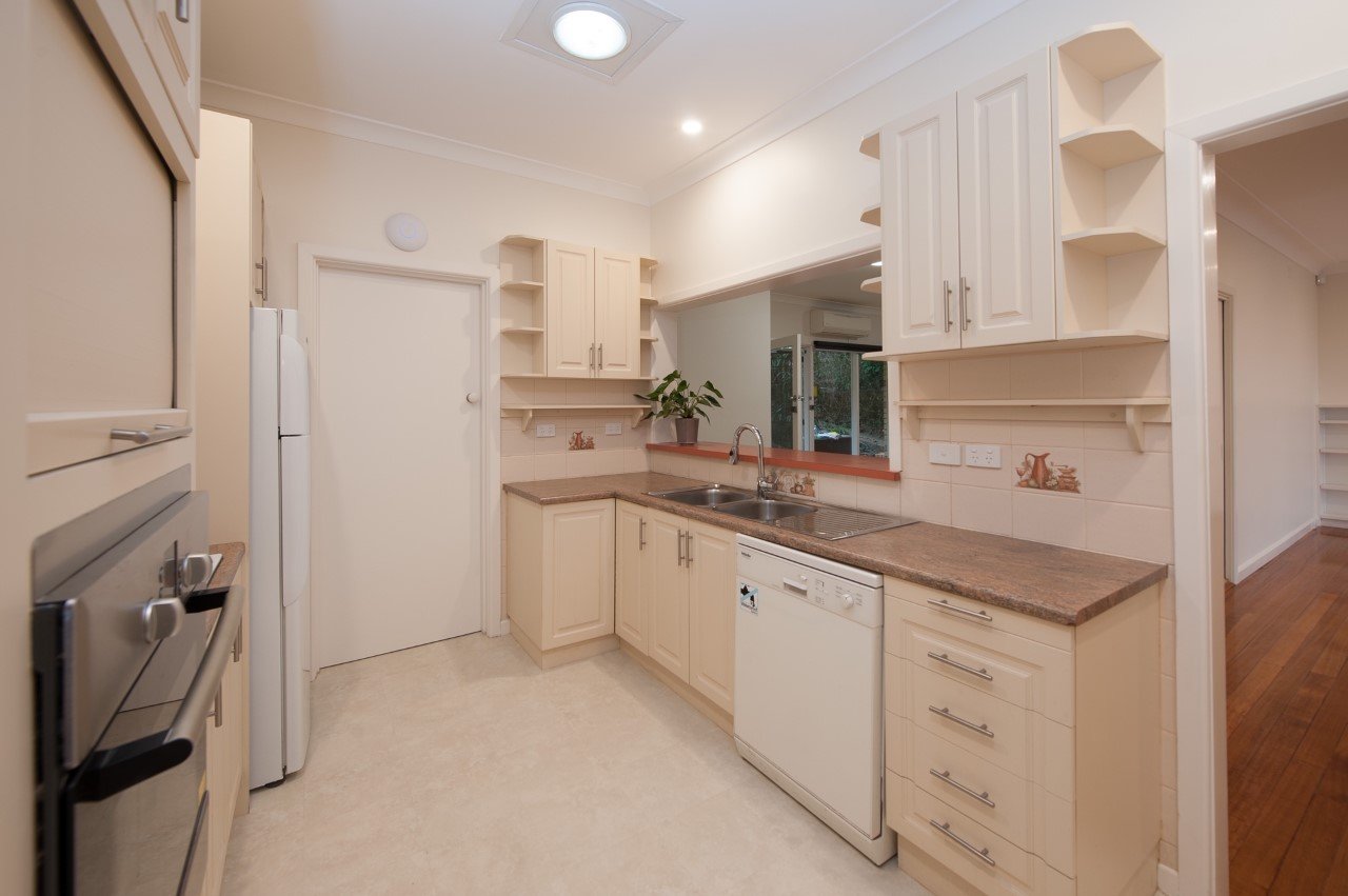 709 Yambla Avenue ALBURY 6