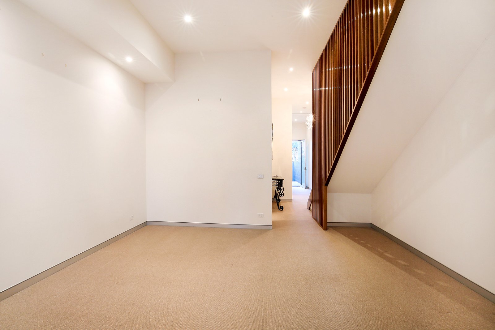 Gallery: 70A Beach Road