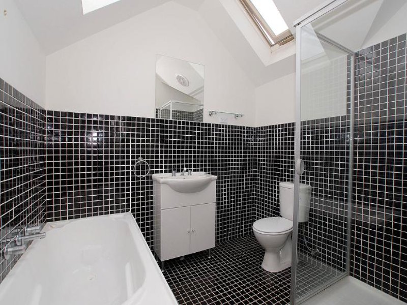 Gallery: 70A Windsor Street