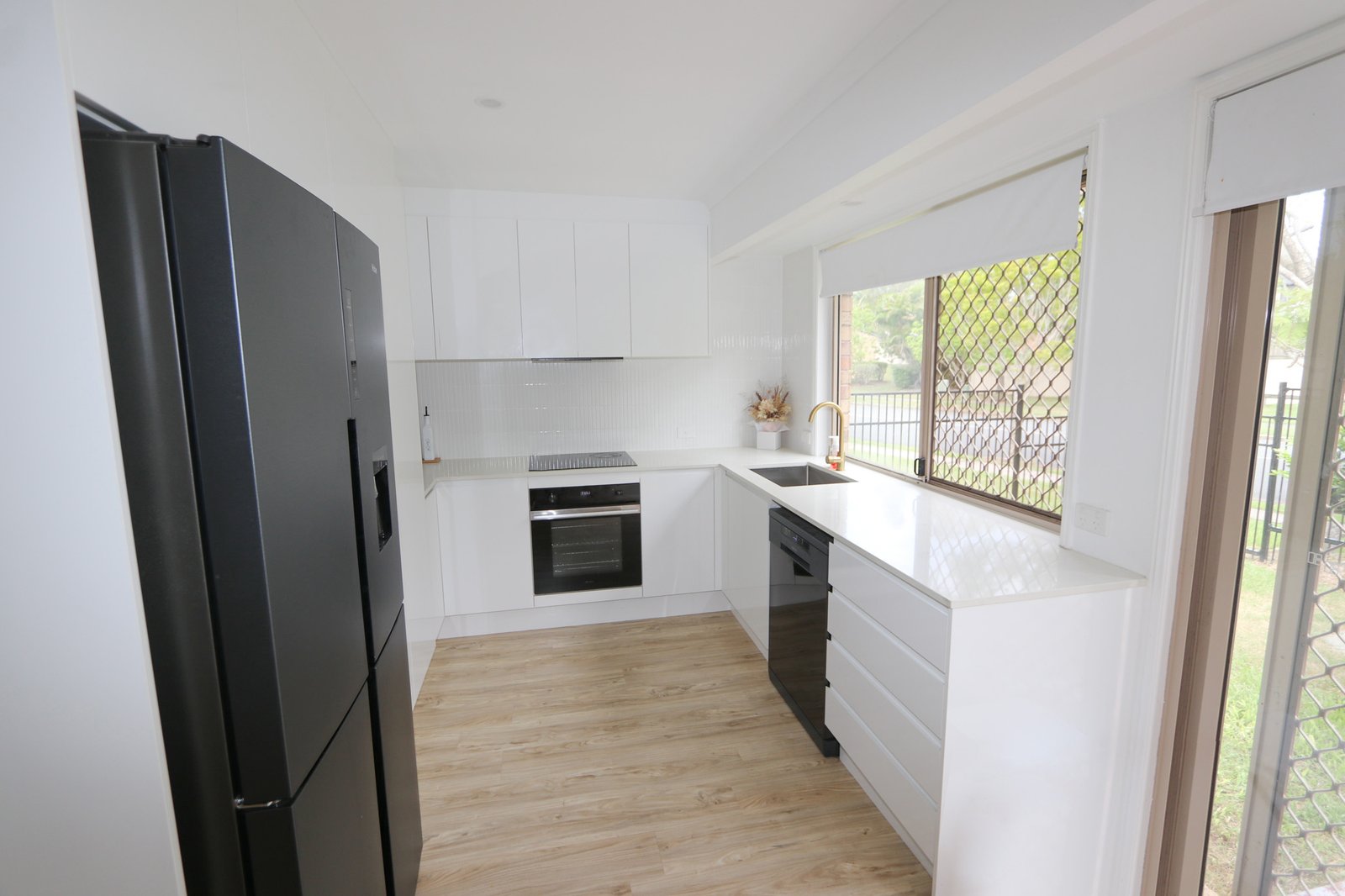 7/1-21 Golden Palms Court ASHMORE 3