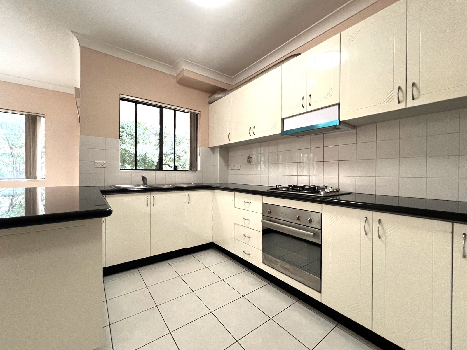 7/1-5 Ocean Street KOGARAH 2