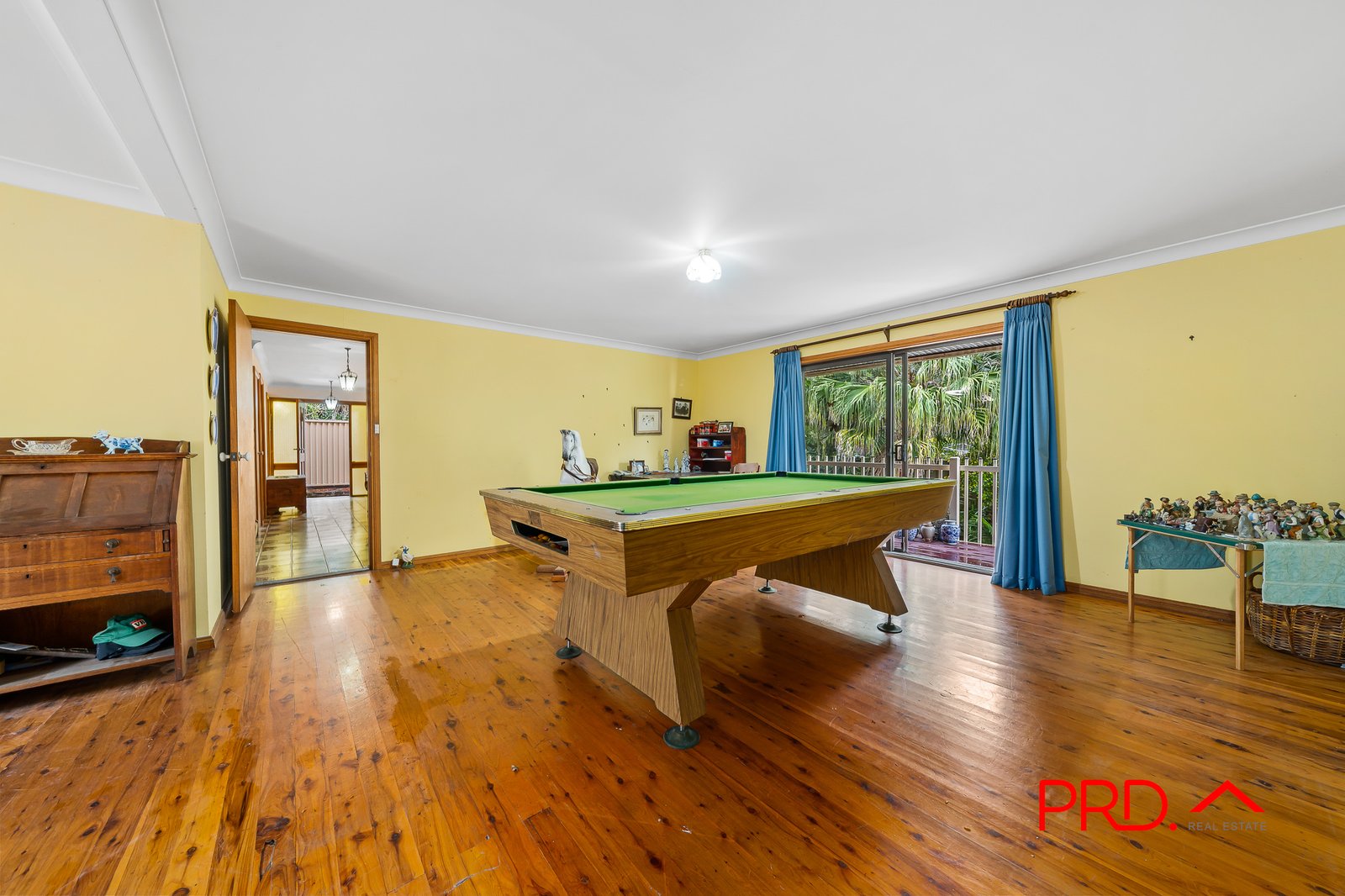 71 and 71a Terry Road DENISTONE 9