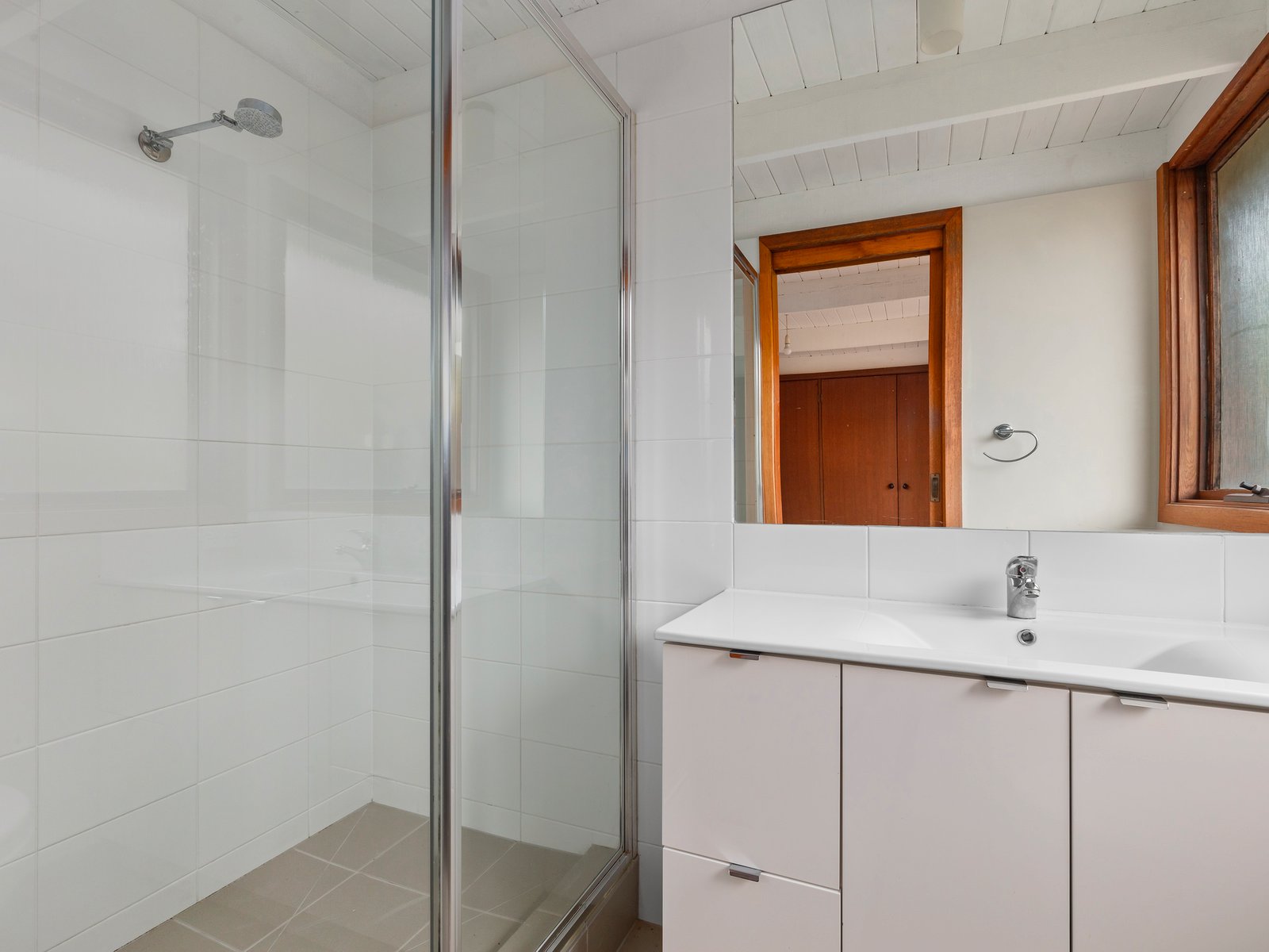 Real Estate and Property in 71 Burdoo Drive, Grovedale, VIC