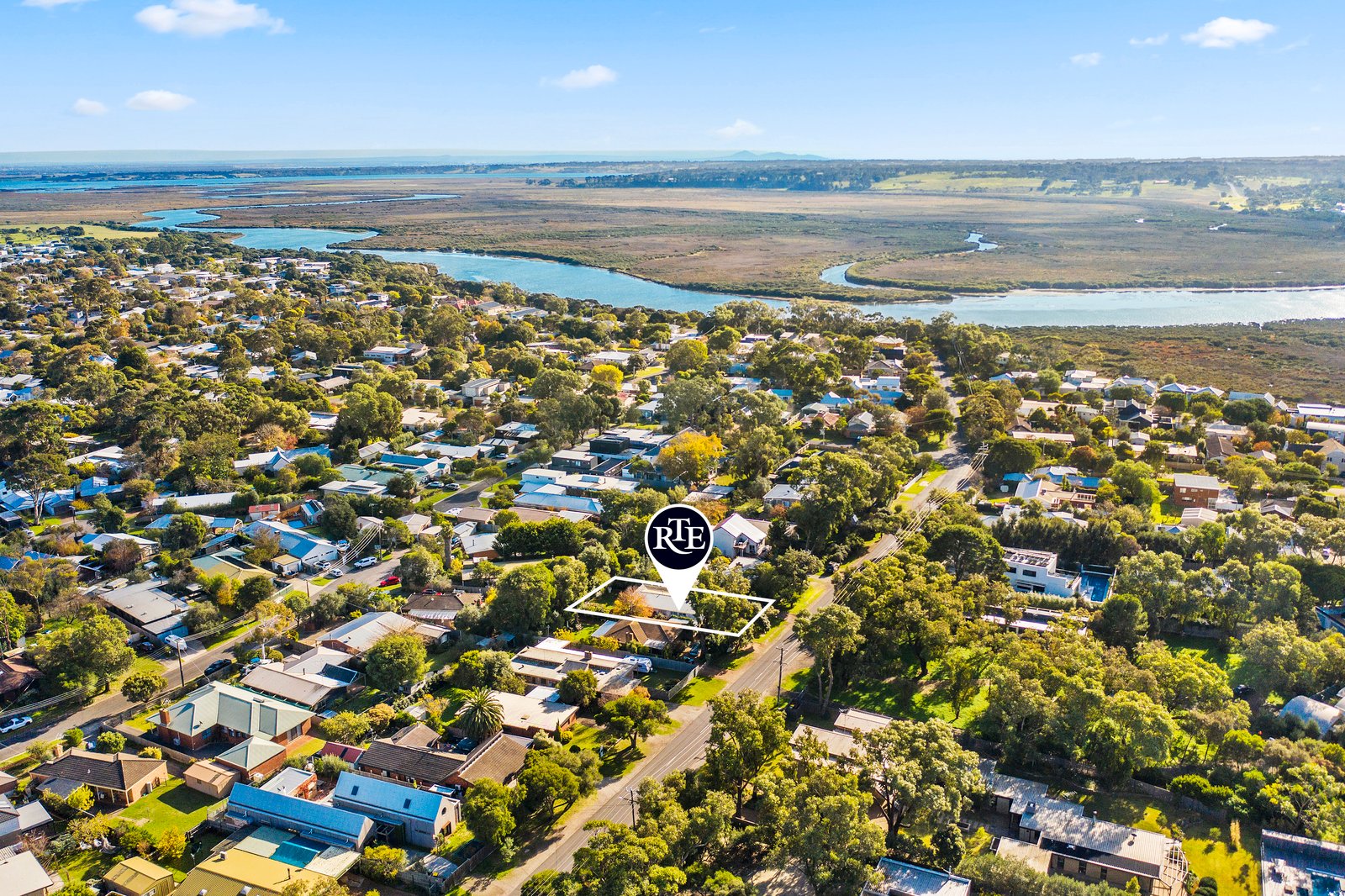 Real Estate and Property in 71 Carr Street, Barwon Heads, VIC