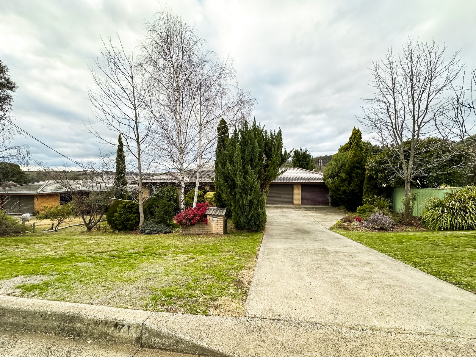 71 Clara Street TUMBARUMBA 1