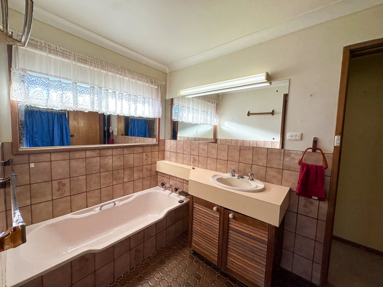 71 Clara Street TUMBARUMBA 9