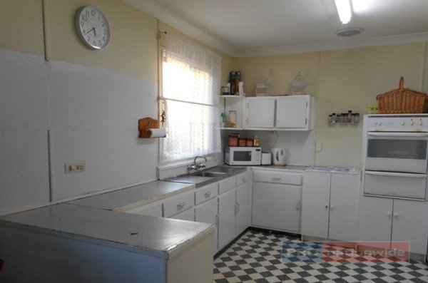 71 Clarke Street TUMUT 2