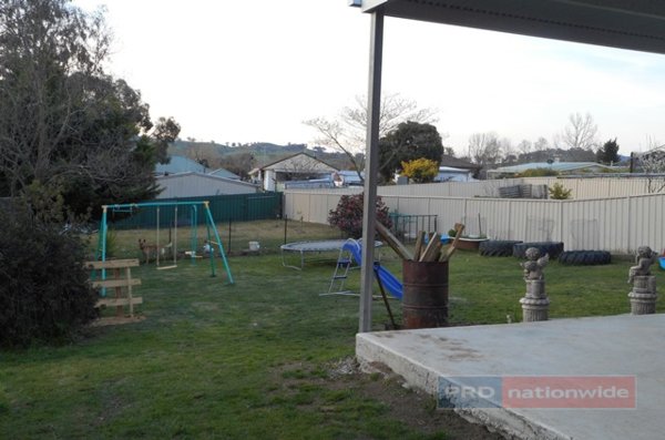 71 Clarke Street TUMUT 12