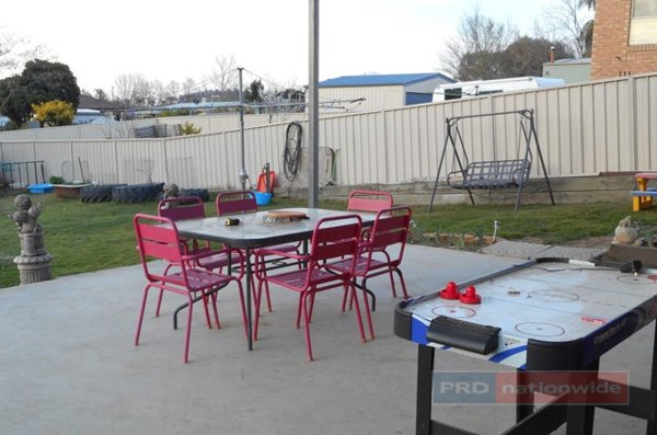 71 Clarke Street TUMUT 13