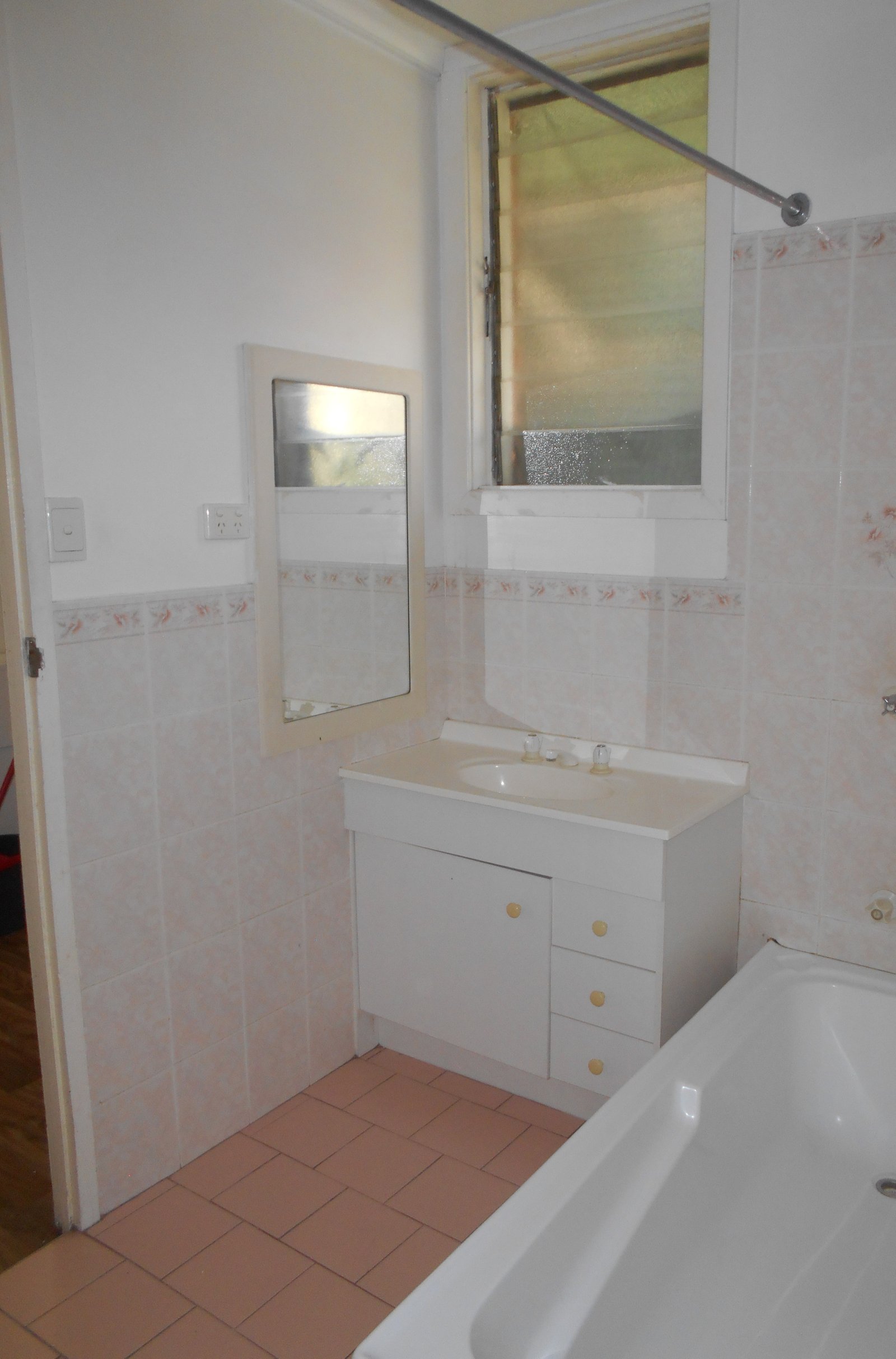 71 Clarke Street TUMUT 8