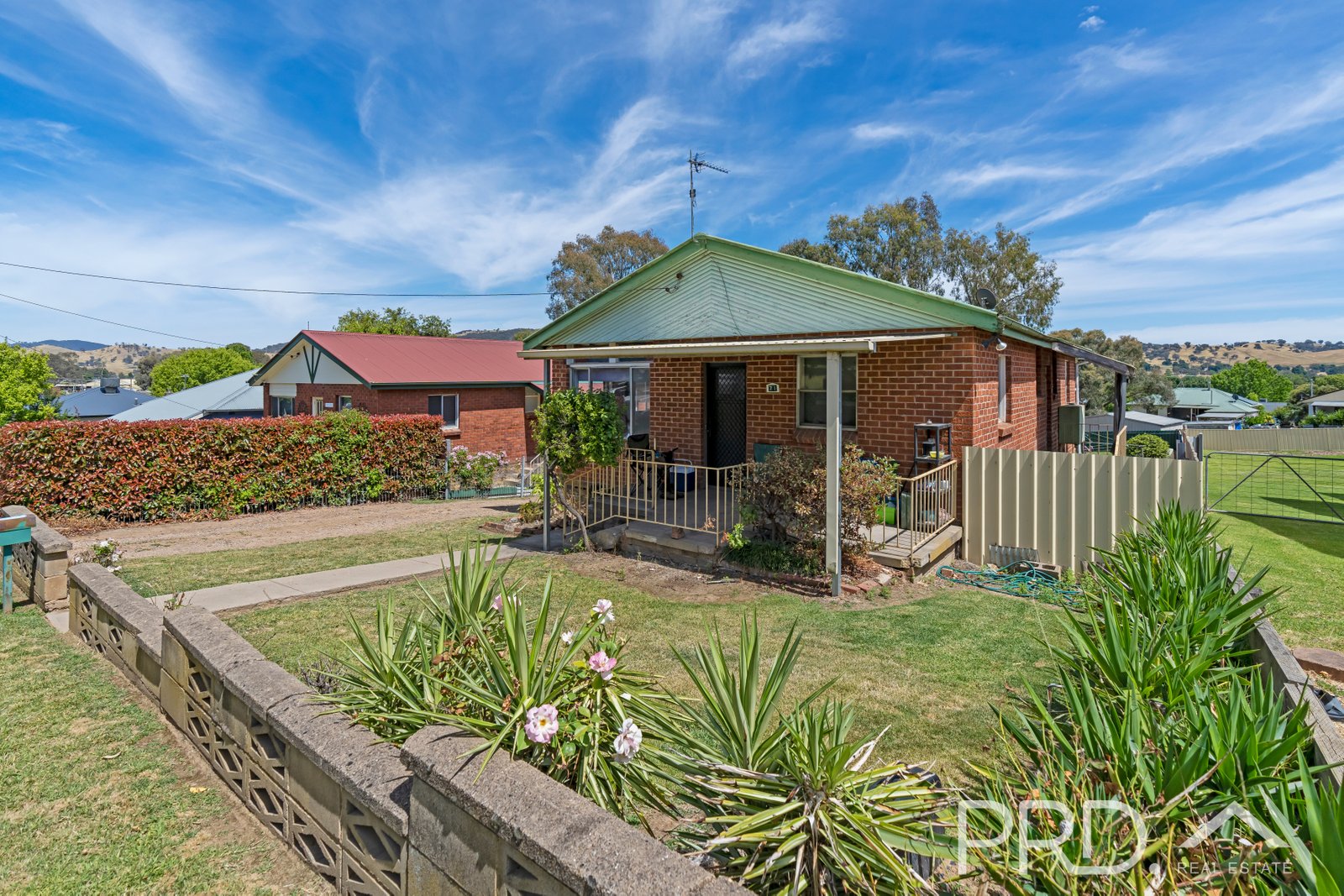 71 Clarke Street TUMUT 2