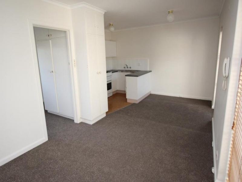 Gallery: 7/1 Clendon Road