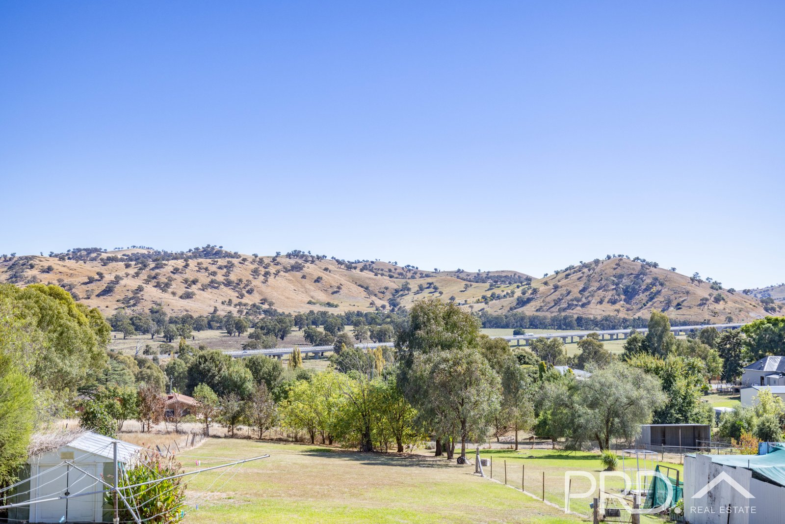 71 Eagle Street GUNDAGAI 1