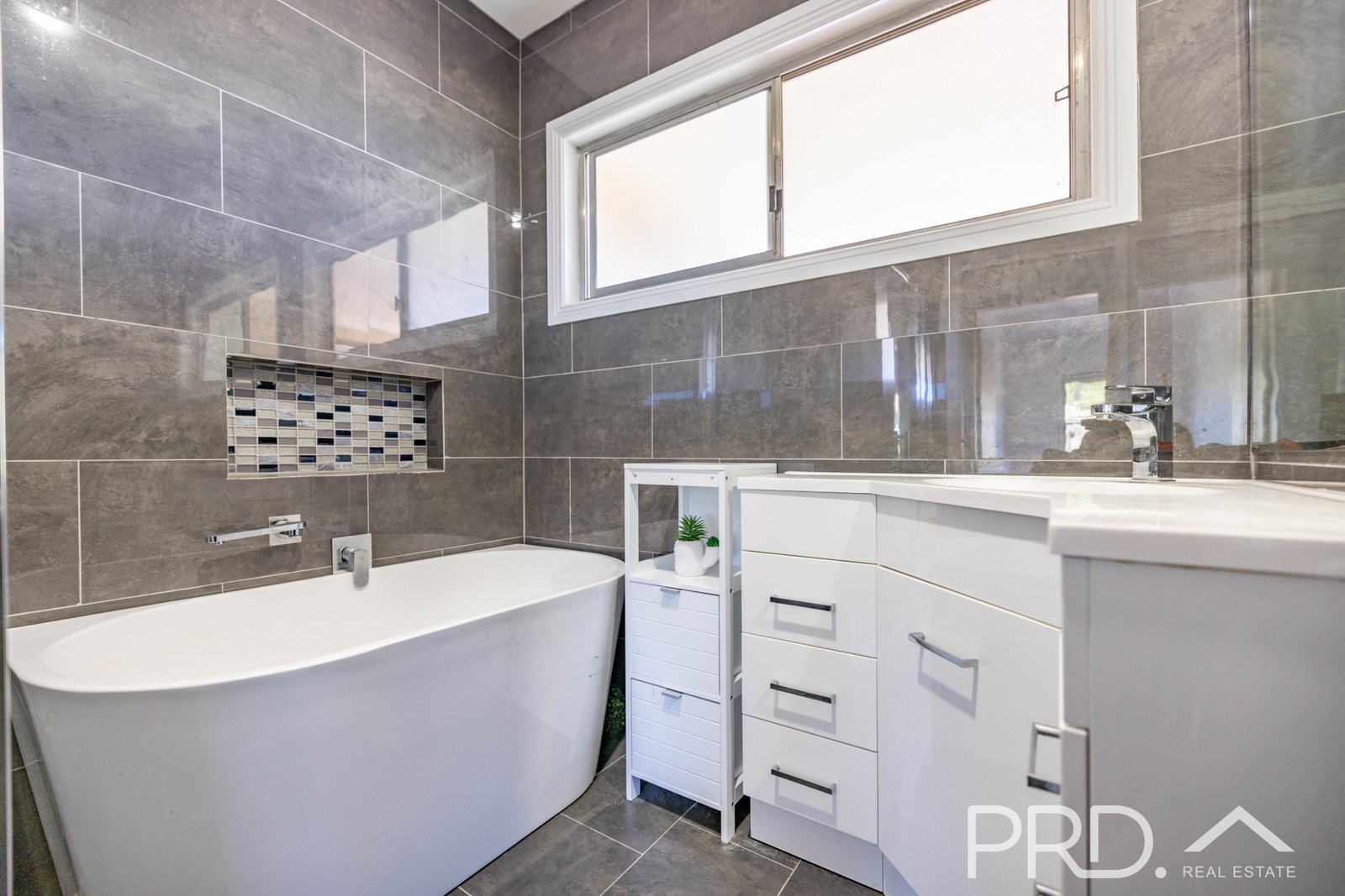 71 Eagle Street GUNDAGAI 15