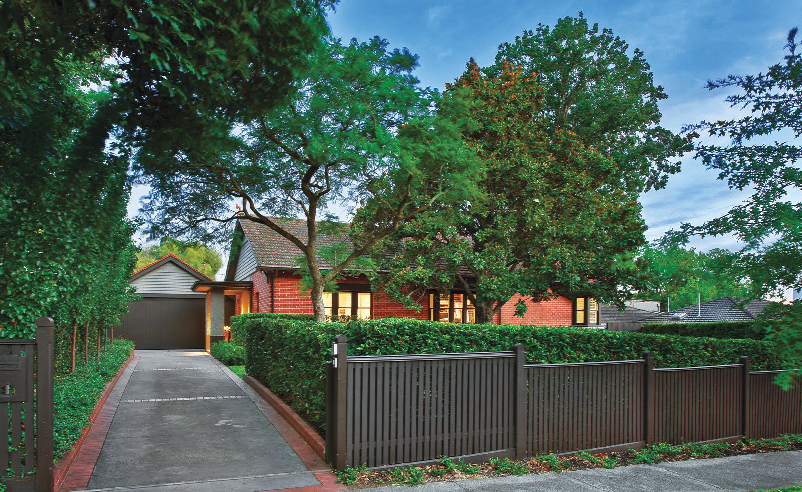 71 Essex Road, Surrey Hills, VIC