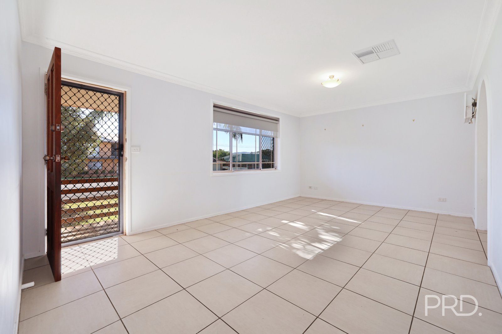 71 Flinders Street TAMWORTH 4