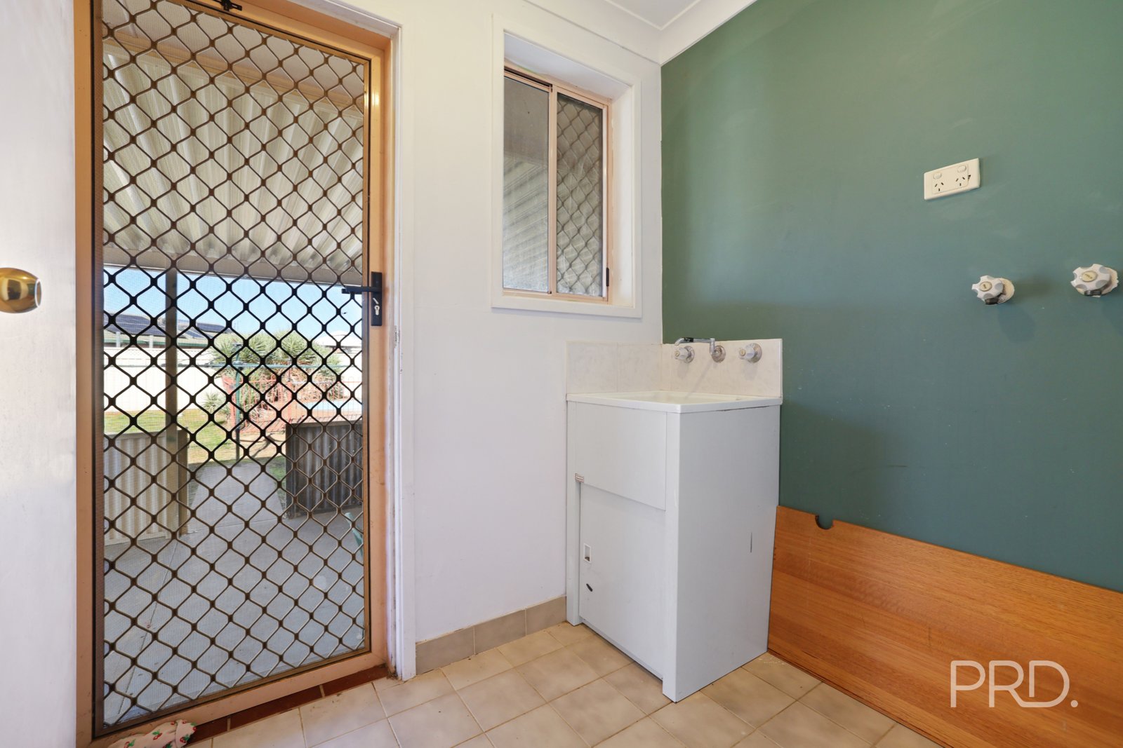 71 Flinders Street TAMWORTH 14