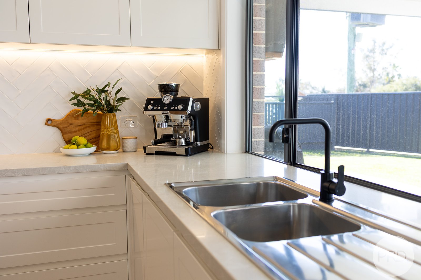 71 Francis Ave  LEMON TREE PASSAGE 9